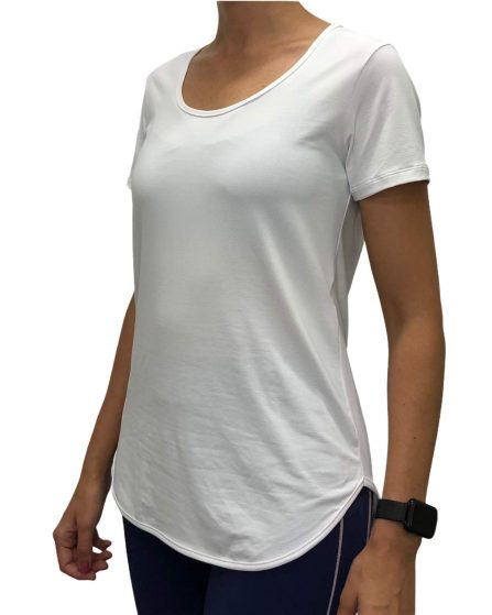 BLUSA FITNESS FEMININA COM DETALHE NAS COSTAS BRANCA - Imagem 2
