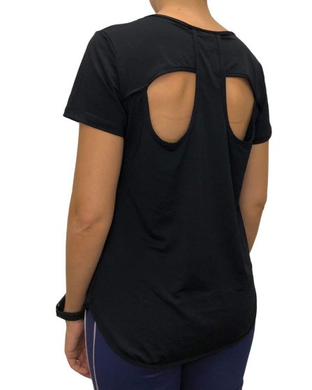 BLUSA FITNESS FEMININA COM DETALHE NAS COSTAS PRETA - Imagem 4