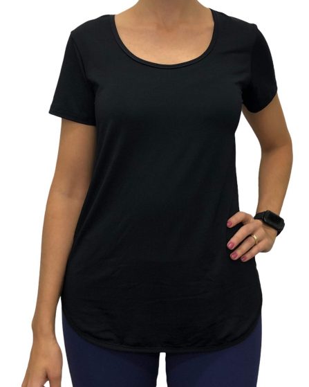 BLUSA FITNESS FEMININA COM DETALHE NAS COSTAS PRETA - Imagem 3