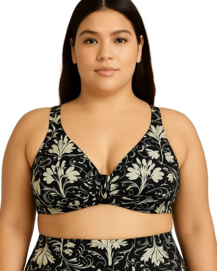 Top de Biquini plus size com detalhe frontal classic