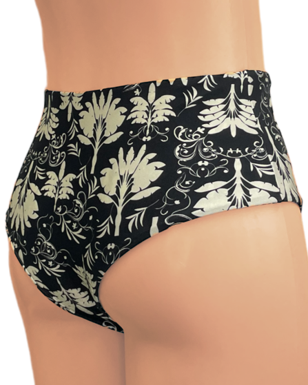 Tanga de biquíni hot pants plus size classic - Imagem 4