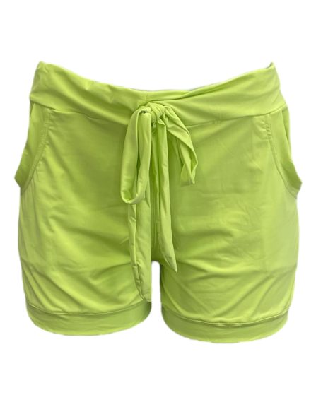 Shorts curto com bolsos laterais e cós  ajustável Liso