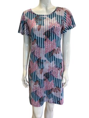 Vestido curto com manga  e decote v nas costas Brisa