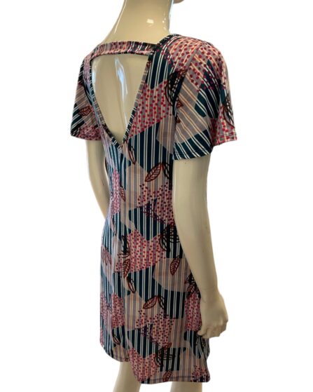 Vestido curto com manga  e decote v nas costas Brisa - Imagem 3
