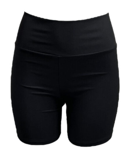 Shorts Com Bolso no Cós Preto